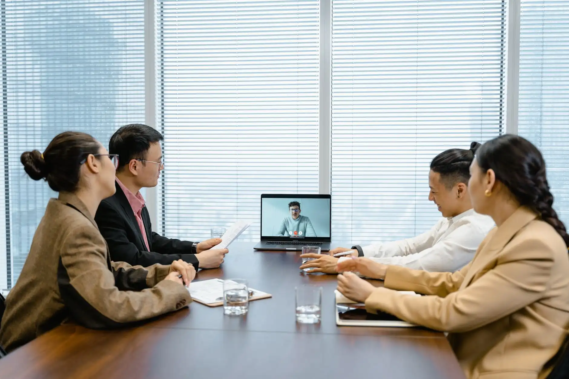 上海焦州科技解析：高灵敏度GPS模块与北斗模块在车载定位终端中的选型要点