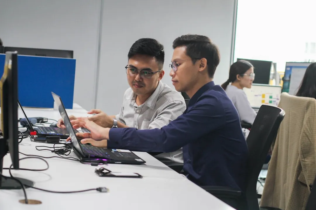 高灵敏度GPS模块如何提升定位终端在复杂城市环境中的捕获性能